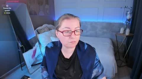 Alexandra online show from 04-11-26, 10:47