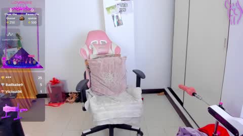 Alexandra Independent model online show from 12-07-24, 07:16