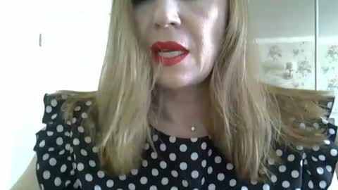 Snapshot of alexandra_rosee chatting on 02-14-26, 06:10 Alexandra Rosee online show from 02-14-26, 06:10