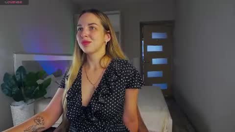 Snapshot of alexandracandy chatting on 06-23-26, 12:47 alexandracandy online show from 06-23-26, 12:47