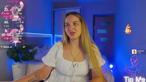 Snapshot of alexandracandy chatting on 06-25-26, 04:44 alexandracandy online show from 06-25-26, 04:44