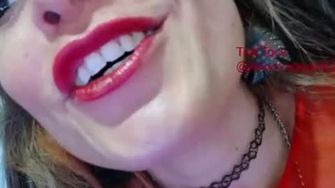 Snapshot of alexandrasaen chatting on 06-21-26, 09:06 alexandrasaen online show from 06-21-26, 09:06