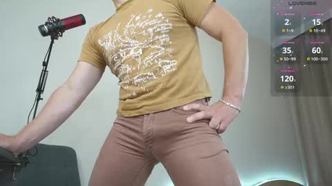 Snapshot of alexandrblatenn chatting on 06-04-26, 03:56 alexandrblatenn online show from 06-04-26, 03:56