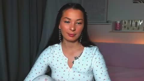 Snapshot of alexasven chatting on 06-15-26, 07:38 Alex DONT FORGET GIVE ME THUMBS UP online show from 06-15-26, 07:38