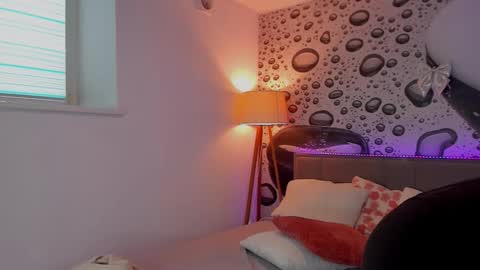 AlexaWilds online show from 02-21-26, 12:06