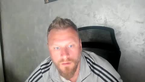 Snapshot of alexboy2022 chatting on 05-21-26, 10:22 onlyfans..alexyno2022 online show from 05-21-26, 10:22