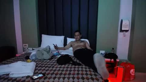alexboy5014 online show from 05-18-26, 08:31