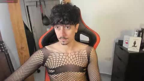 alexfloreszzz online show from 09-16-25, 01:23