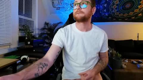 Snapshot of alexfoxxe chatting on 12-27-24, 12:50 alexfoxxe online show from 12-27-24, 12:50