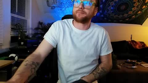 Snapshot of alexfoxxe chatting on 12-28-24, 02:22 alexfoxxe online show from 12-28-24, 02:22