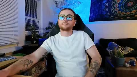 Snapshot of alexfoxxe chatting on 01-08-25, 05:05 alexfoxxe online show from 01-08-25, 05:05