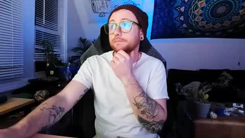 Snapshot of alexfoxxe chatting on 01-12-25, 04:21 alexfoxxe online show from 01-12-25, 04:21