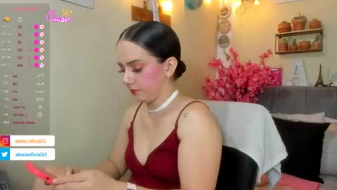 Snapshot of alexia_fit23 chatting on 07-11-26, 12:30 Alexia online show from 07-11-26, 12:30
