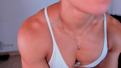 Snapshot of alexiafit chatting on 06-06-26, 10:58 alexiafit online show from 06-06-26, 10:58