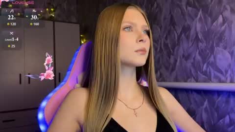 Snapshot of alexialunaris chatting on 07-10-26, 12:08 Alexia online show from 07-10-26, 12:08
