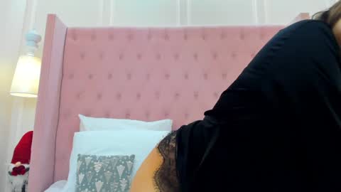 Snapshot of alexiisocean chatting on 01-03-25, 09:47 Alexis online show from 01-03-25, 09:47