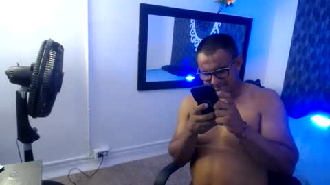 Snapshot of alexis__123 chatting on 09-22-25, 09:28 Alexis online show from 09-22-25, 09:28