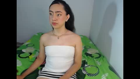 -- ALEXIS -- online show from 04-17-26, 02:03