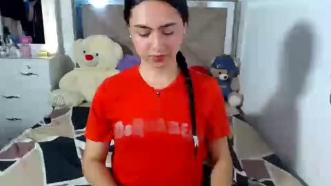 Snapshot of alexis_brown11 chatting on 07-02-26, 01:49 -- ALEXIS -- online show from 07-02-26, 01:49