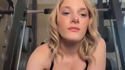 alexispaige06 online show from 12-16-25, 09:53