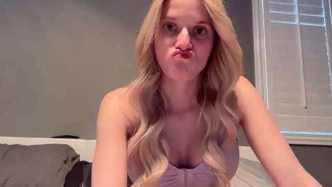 alexispaige06 online show from 01-14-26, 12:05