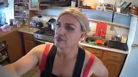 Snapshot of alexiss699 chatting on 12-18-24, 10:57 alexiss699 online show from 12-18-24, 10:57