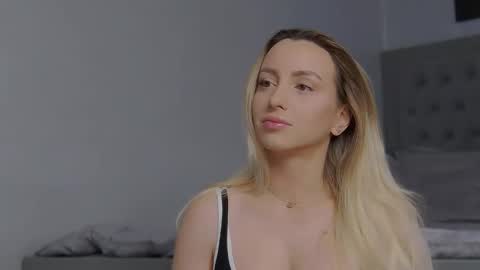 Snapshot of alexiswhiteee chatting on 02-27-26, 07:08 Alexis online show from 02-27-26, 07:08