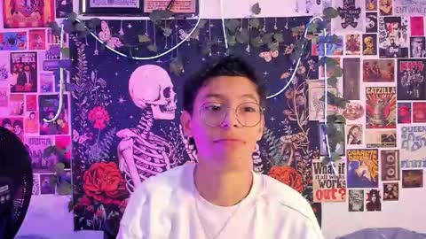 Snapshot of alexitop_ chatting on 02-14-26, 09:11 Alexito online show from 02-14-26, 09:11