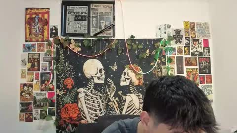 Snapshot of alexitop_ chatting on 02-22-26, 10:52 Alexito online show from 02-22-26, 10:52