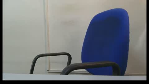 Snapshot of alexkerala84 chatting on 06-17-26, 06:27 alexkerala84 online show from 06-17-26, 06:27