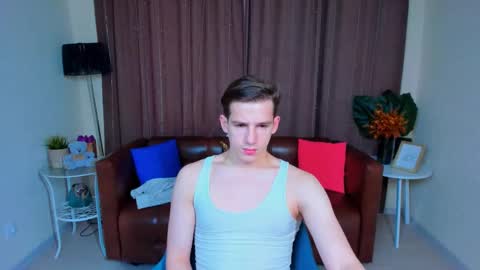 Snapshot of alexs_771 chatting on 02-25-25, 12:45 Dennis online show from 02-25-25, 12:45