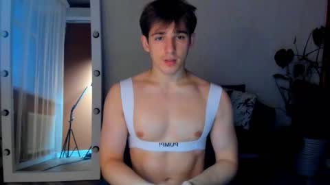 Snapshot of alexs_771 chatting on 10-15-25, 01:22 Dennis online show from 10-15-25, 01:22