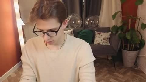 Snapshot of alexs_771 chatting on 03-27-26, 12:16 Dennis online show from 03-27-26, 12:16