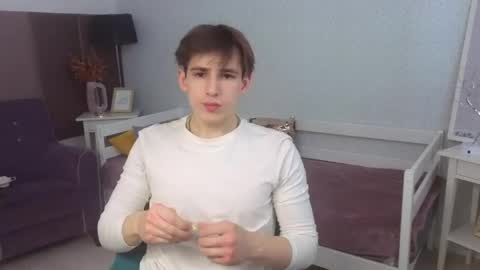 Snapshot of alexs_771 chatting on 04-02-26, 12:14 Dennis online show from 04-02-26, 12:14