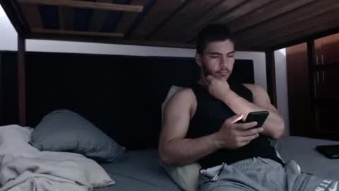 Snapshot of alexsb1998 chatting on 02-04-25, 04:48 alexsb1998 online show from 02-04-25, 04:48