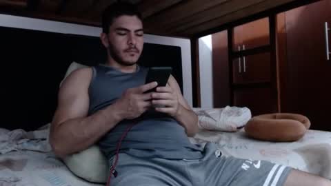 Snapshot of alexsb1998 chatting on 02-07-25, 03:12 alexsb1998 online show from 02-07-25, 03:12