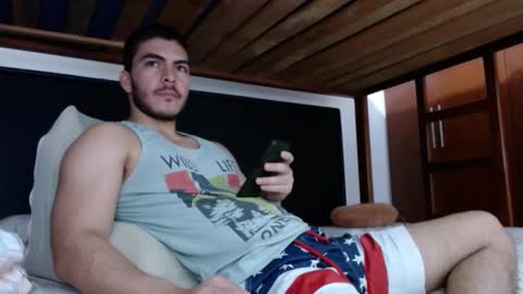 Snapshot of alexsb1998 chatting on 02-12-25, 09:52 alexsb1998 online show from 02-12-25, 09:52