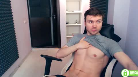 Snapshot of alexspilner chatting on 12-22-25, 05:54 Alex Spilner online show from 12-22-25, 05:54