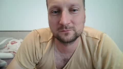 Snapshot of alexswitch8888 chatting on 07-17-26, 05:14 Alex online show from 07-17-26, 05:14