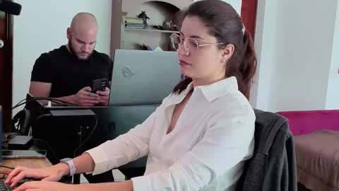 Snapshot of alexteasse chatting on 03-06-26, 09:00 Alex online show from 03-06-26, 09:00