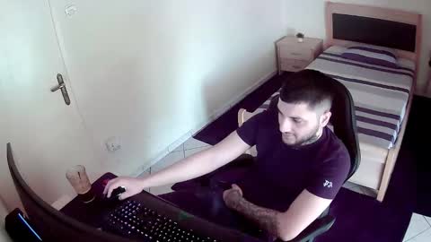 Snapshot of alexthepro00 chatting on 05-02-26, 08:41 alexthepro00 online show from 05-02-26, 08:41