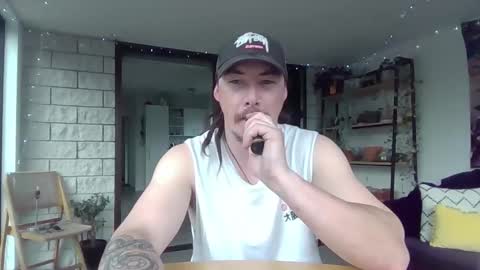 Alex online show from 11-06-25, 03:51