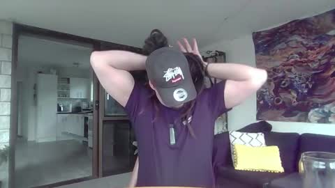 Alex online show from 12-02-25, 03:23