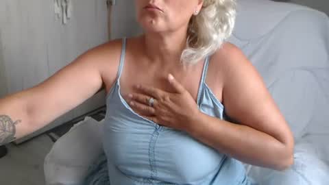 Snapshot of alexxa_mistress chatting on 07-01-26, 09:00 Jhoa online show from 07-01-26, 09:00