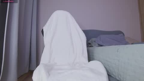 Alex   freelance model  instagram alex b229 online show from 11-20-25, 10:42