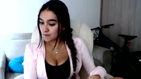 Snapshot of alexyferrer1 chatting on 06-18-26, 10:14 alexyferrer1 online show from 06-18-26, 10:14