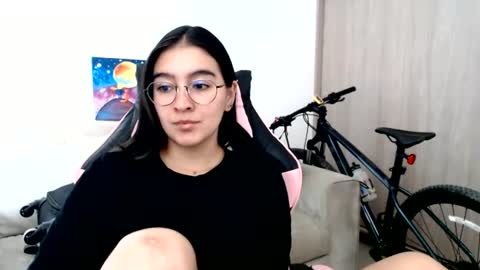 Snapshot of alexyferrer1 chatting on 06-30-26, 03:46 alexyferrer1 online show from 06-30-26, 03:46