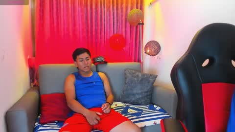 Snapshot of alfon_seb chatting on 11-29-25, 06:55 alfon_seb online show from 11-29-25, 06:55