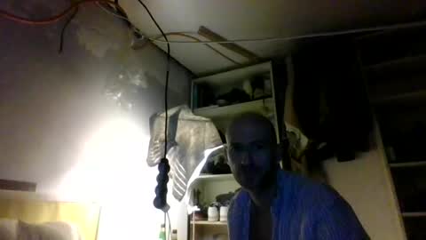 Snapshot of alfred152 chatting on 07-15-26, 05:45 alfred152 online show from 07-15-26, 05:45