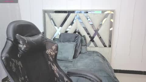 Carolina Join The Fan Club  online show from 02-24-26, 01:14